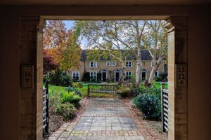 Photo 16- click for photo gallery